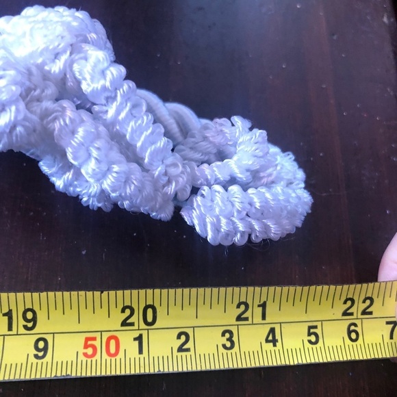 - White Curtain Tie Backs. (4 new) - Picture 5 of 5